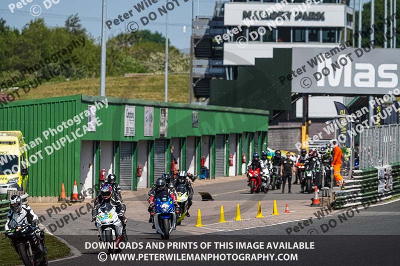 enduro digital images;event digital images;eventdigitalimages;mallory park;mallory park photographs;mallory park trackday;mallory park trackday photographs;no limits trackdays;peter wileman photography;racing digital images;trackday digital images;trackday photos